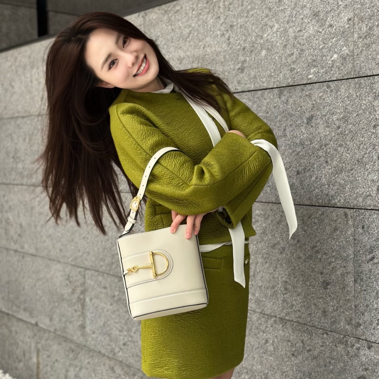 구찌 숄더백 73 홀스빗 미니 버킷백