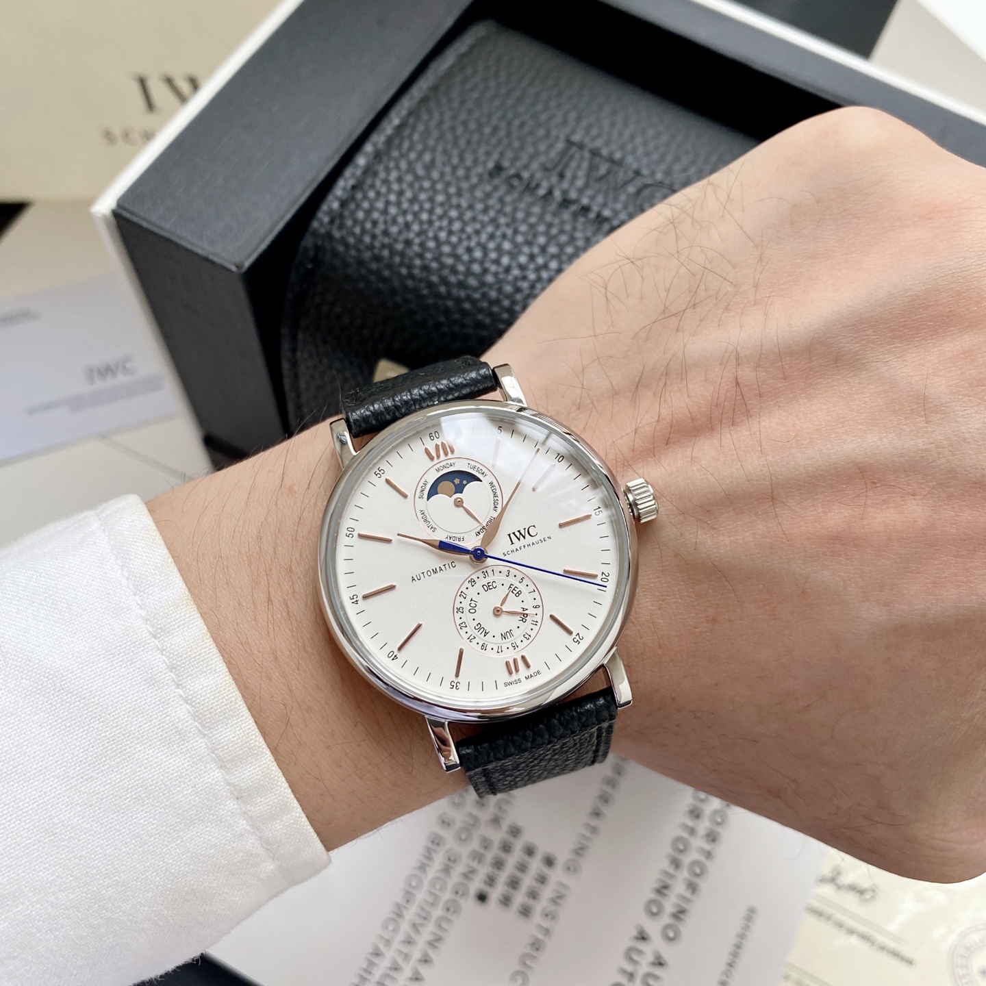 IWC 포르토피노 컴플리트 캘린더 가죽 시계