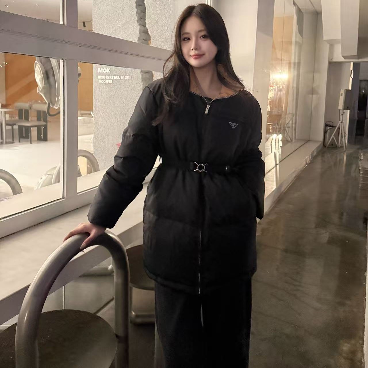 프라다 여성 패딩