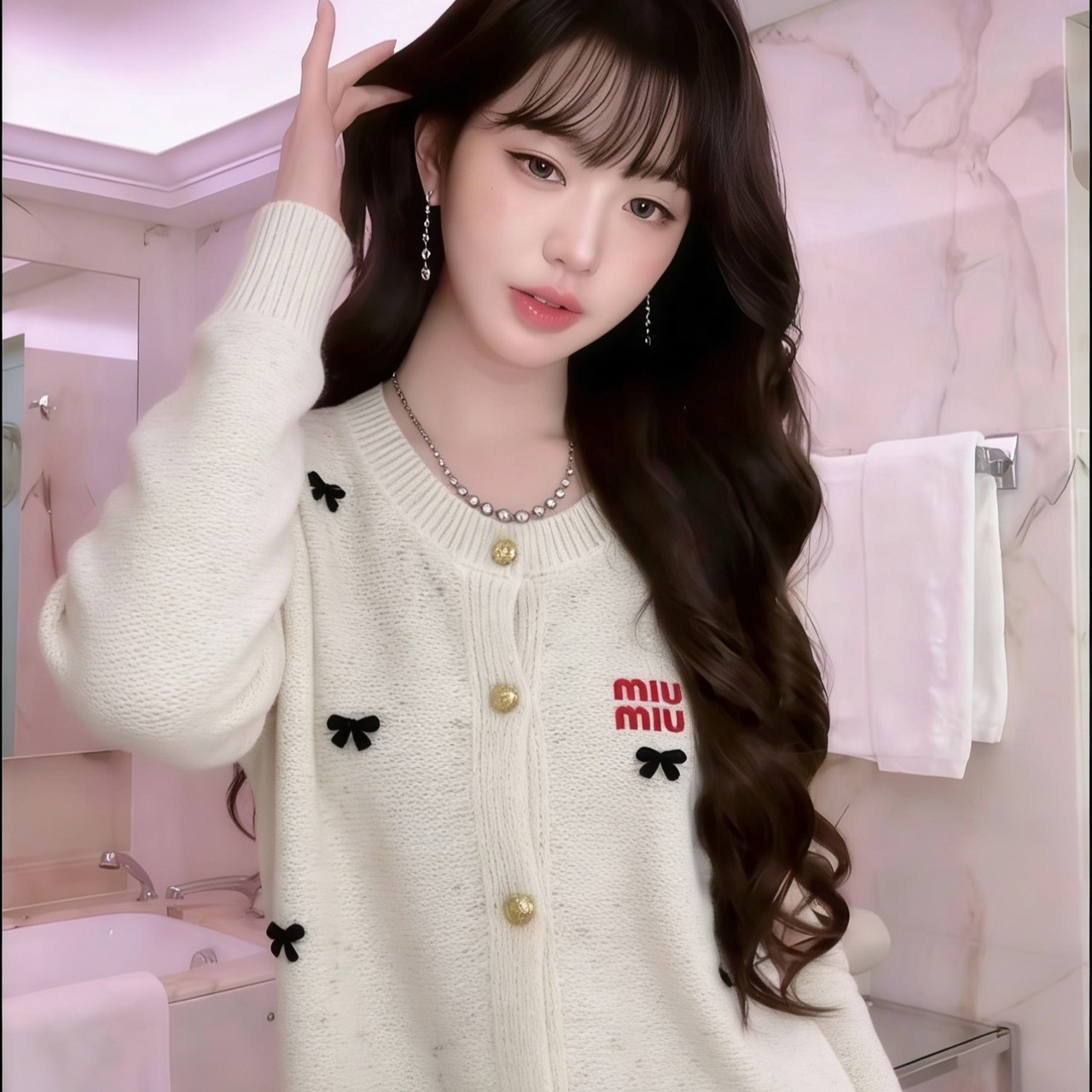 미우미우 여성 가디건