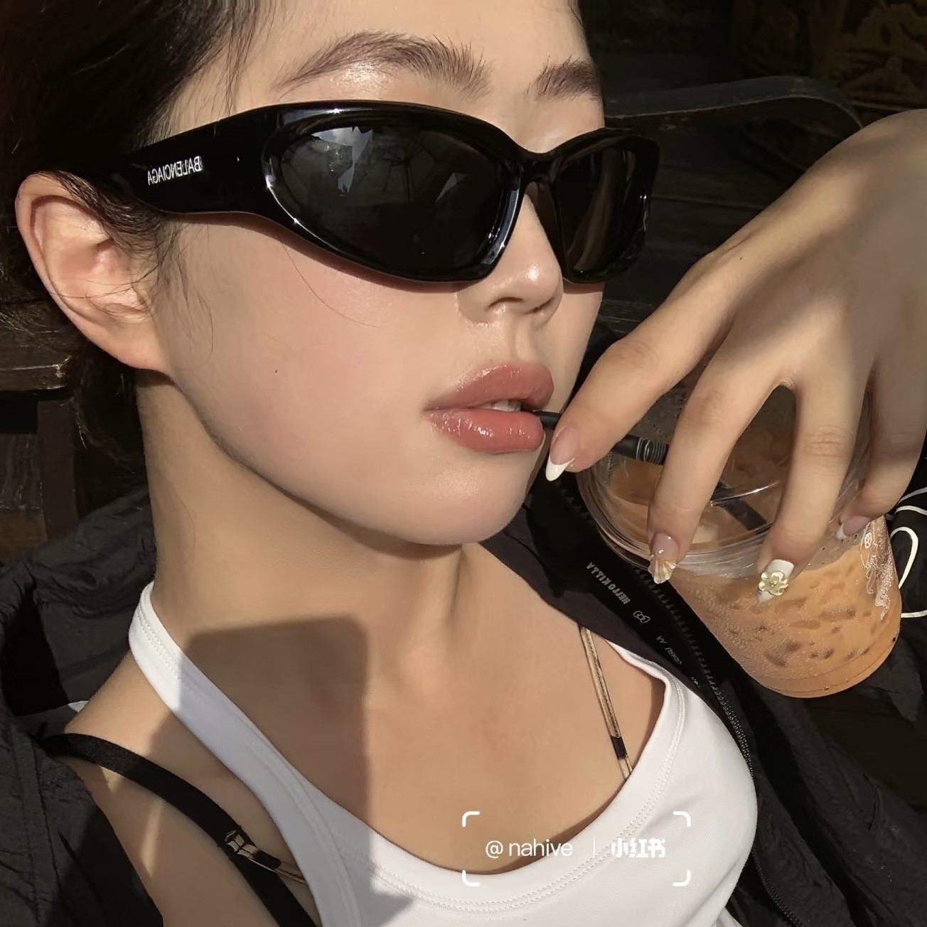 발렌시아가 선글라스