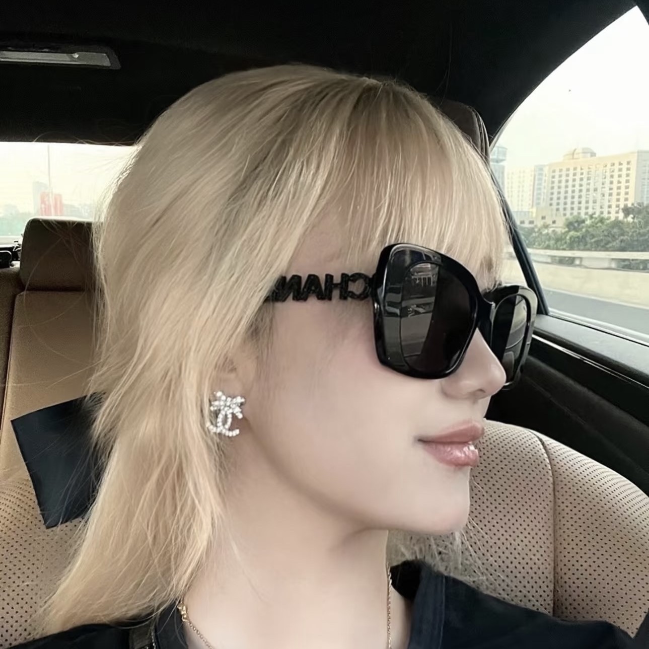 샤넬 스퀘어 선글라스