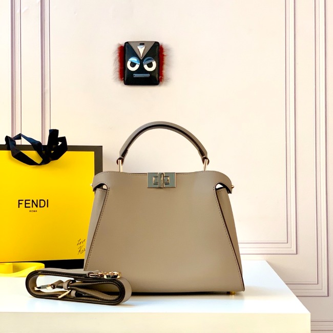 펜디 PEEKABOO ESSEESSENTIAL BAG