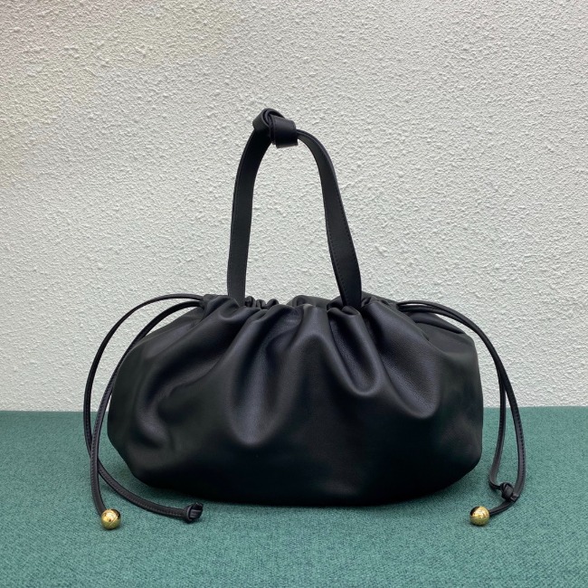보테가 Nappa Bag