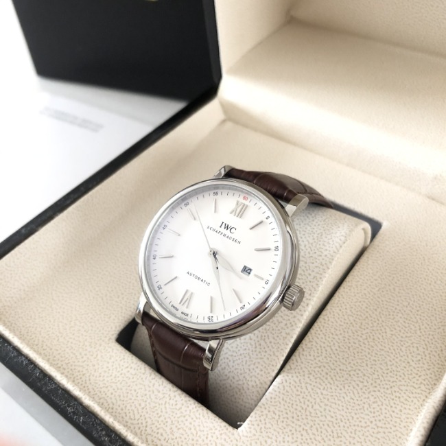 IWC 포르토피노 화이트 시계
