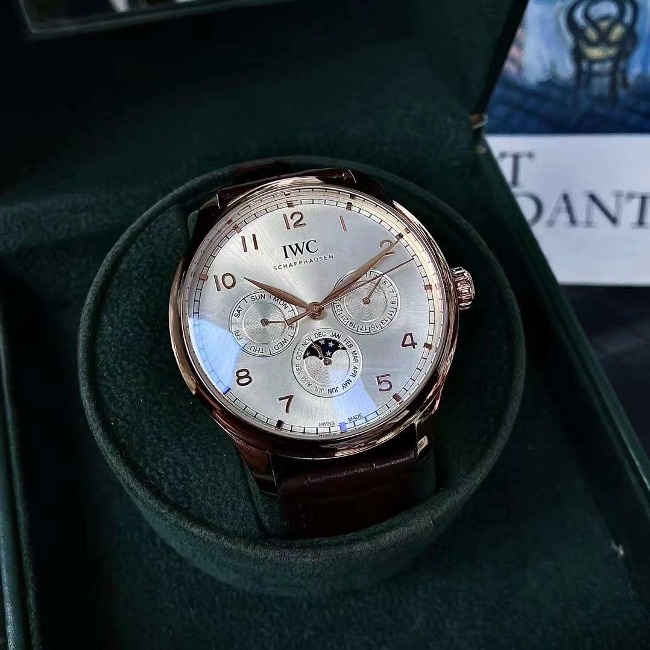 IWC 시계
